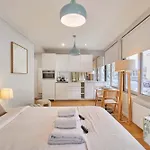 Studio Eiffel Tower By Studio Prestige