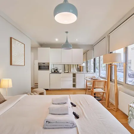 Eiffel Tower By Prestige Apartment