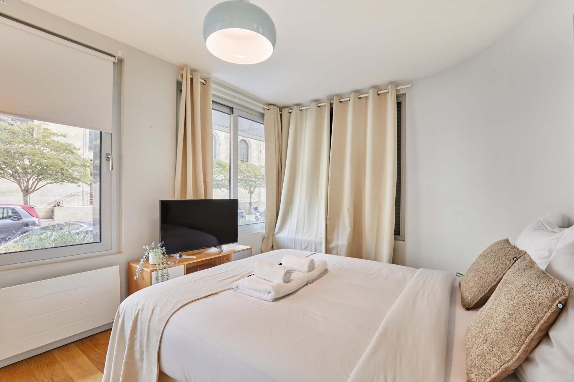 Eiffel Tower By Prestige *