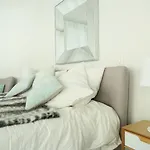 Studio Eiffel Tower By Studio Prestige